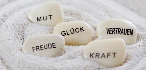Steine im Sand